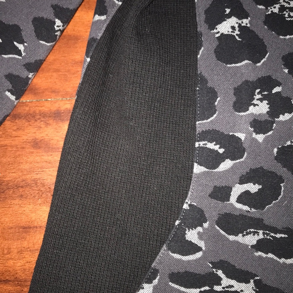 ⭕️SOLDLululemon Scuba hoodie 3 Terry - Picture 5 of 8